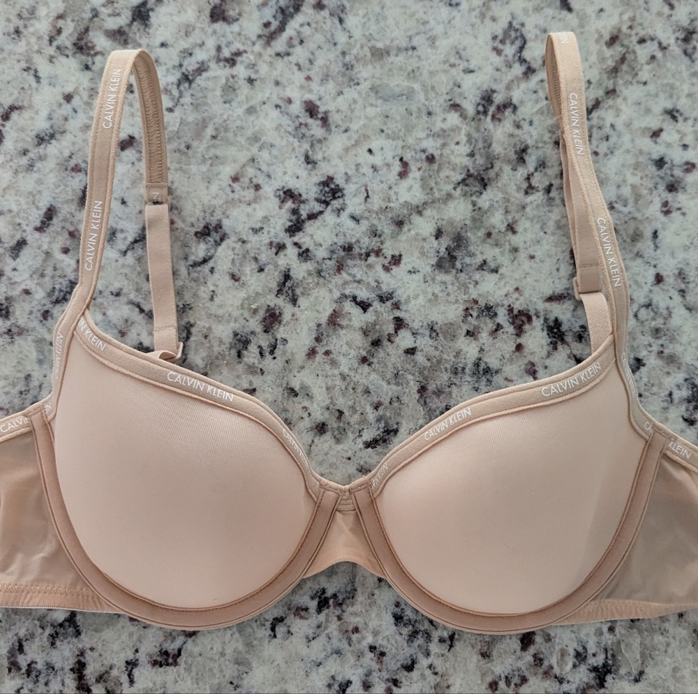 Calvin Klein Women's Tan Bra